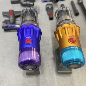 May hut bui dyson v12 8