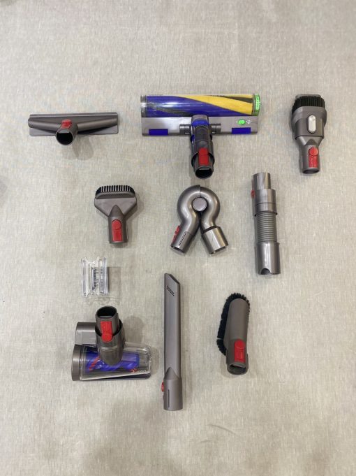 May hut bui dyson v12 9