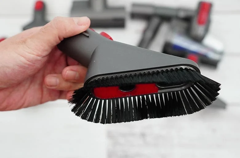 Dyson soft dusting 17