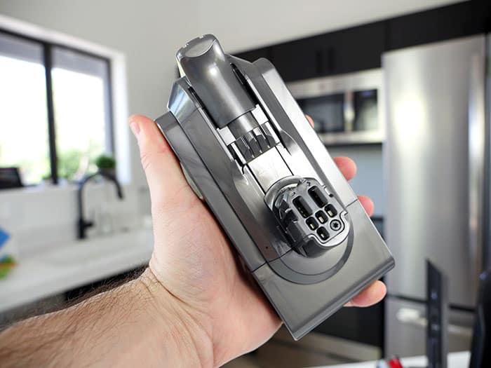 dyson v12 detect slim battery