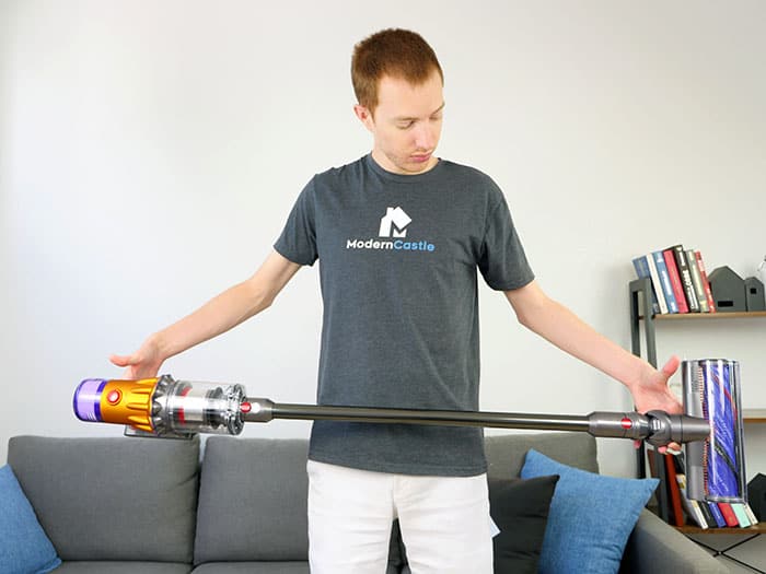 dyson v12 detect slim holding