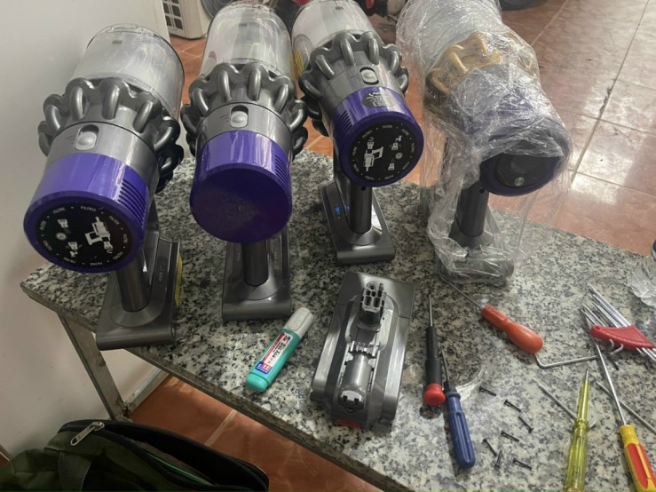 Top 5 Địa Chỉ Sửa Máy Hút Bụi Dyson Chuyên Nghiệp Tại TP.HCM Long Thịnh Tech Dyson Top 5 Địa Chỉ Sửa Máy Hút Bụi Dyson Chuyên Nghiệp Tại TP.HCM Long Thịnh Tech Dyson