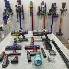 Máy hút bụi không dây Dyson V11