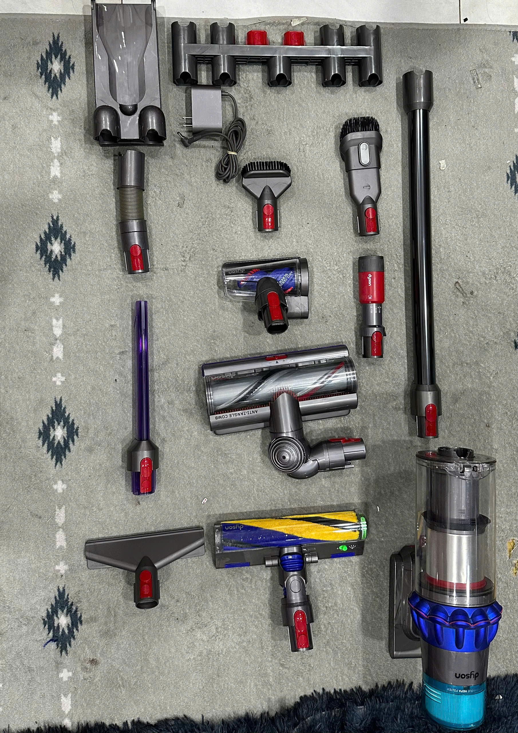 Máy hút bụi không dây Dyson V15 Detect Absolute. (10) May hut bui khong day Dyson V15 Detect Absolute. 10