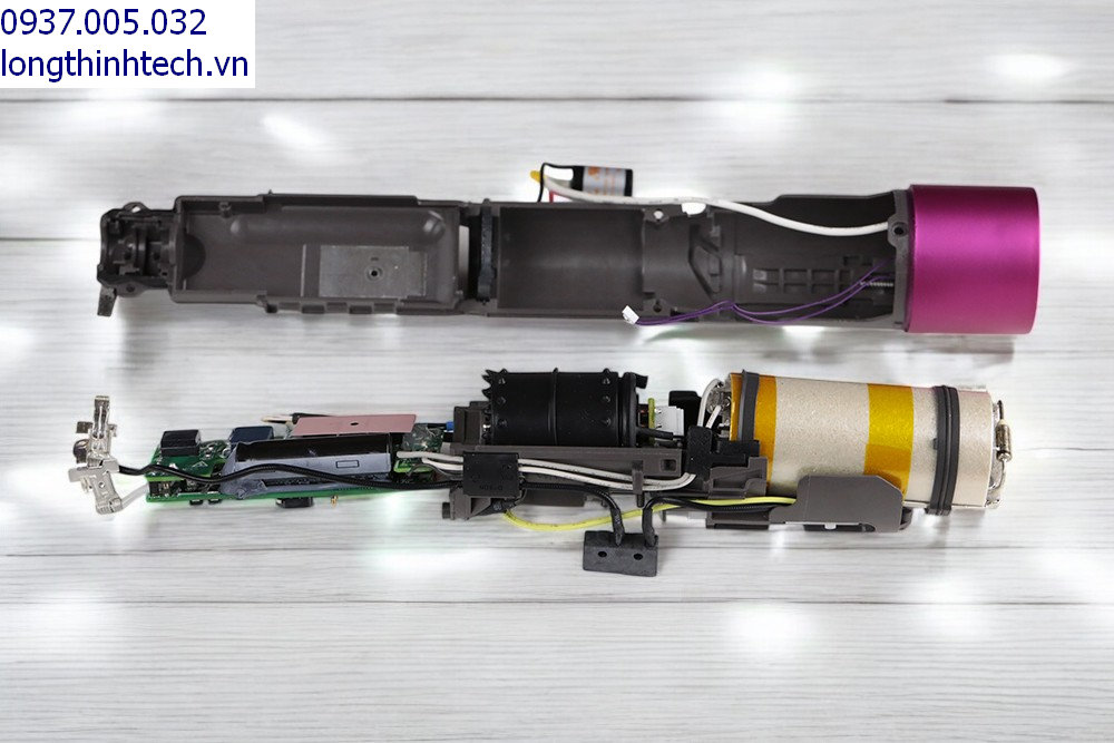 Sua May Say Toc Dyson Cam Nham Nguon Dien 220V 1 result