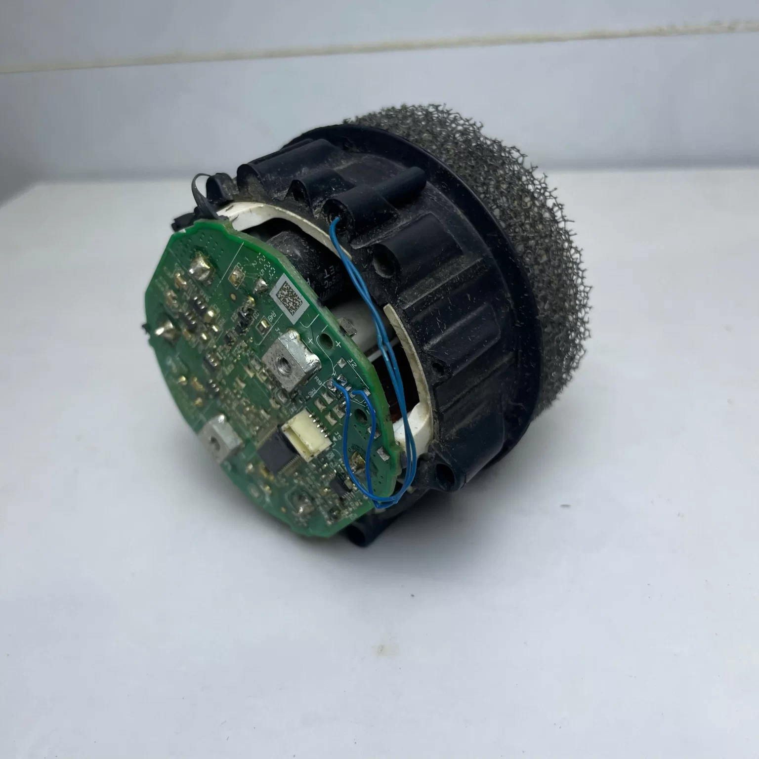 Sữa Motor máy hút bụi Dyson Có Mùi Khét, Tiếng Kêu Lạ? Cách Khắc Phục Long Thịnh Tech Dyson