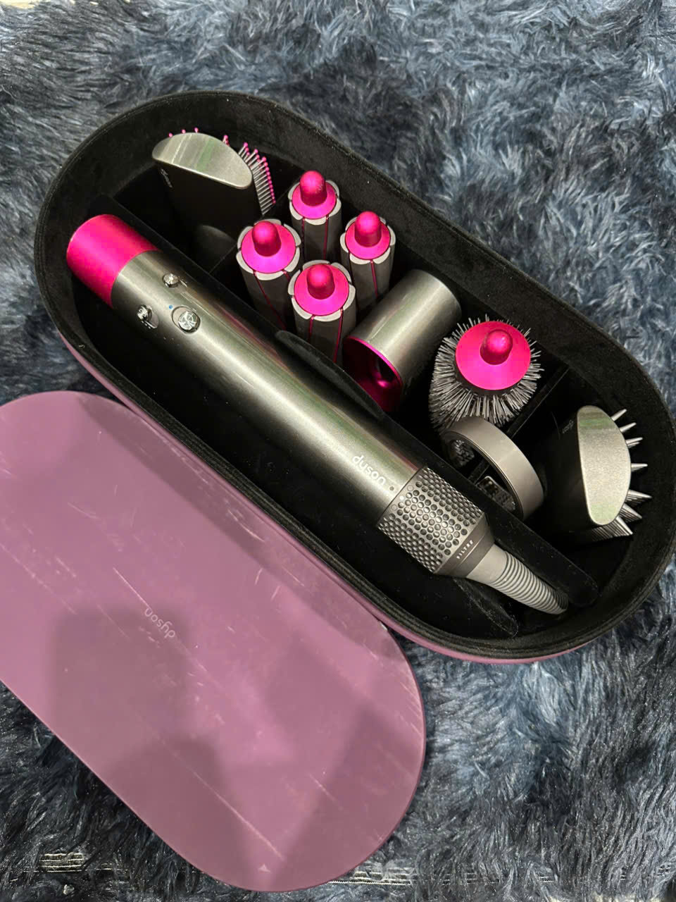 z7723149469617_69951b685805611aa63578f81d851635 Máy tạo kiểu Dyson Airwrap HS01 hồng Long Thịnh Tech Dyson
