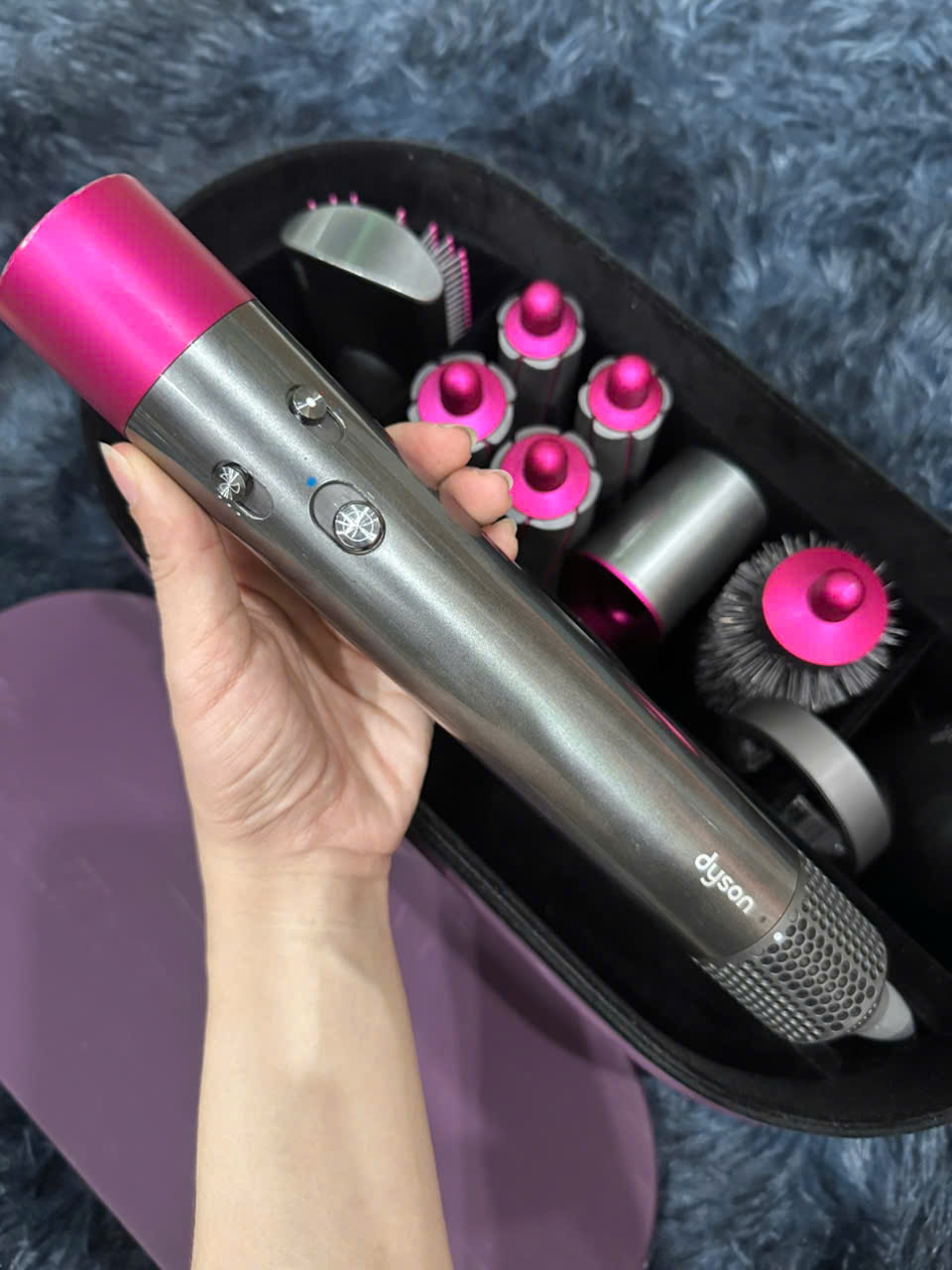 z7723149477591_471a50502b5da76584ab231315192a55 Máy tạo kiểu Dyson Airwrap HS01 hồng Long Thịnh Tech Dyson