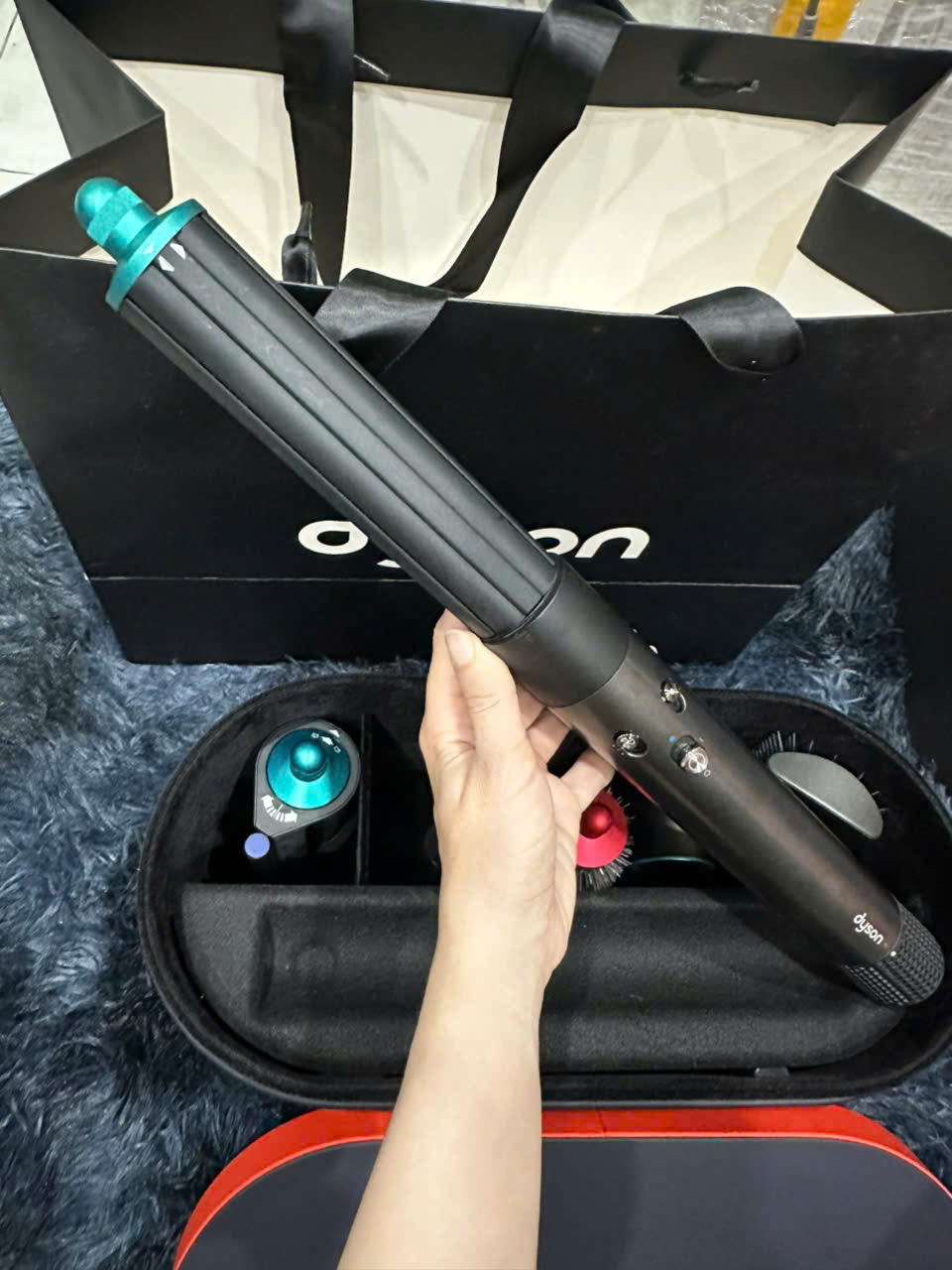 z7767766912820_516a00c5cb7bd13d908fc06c77a6102b máy tạo kiểu tóc Dyson Airwrap Multi-styler Long Thịnh Tech Dyson