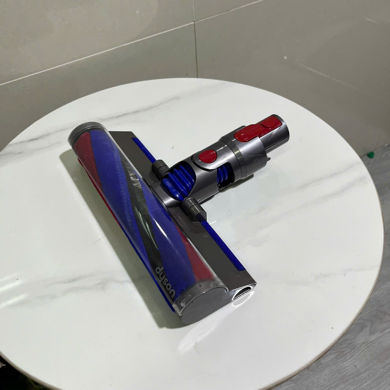 z7789507937315_6dd11dcb0cacb6c8c8a68b10b7165aac Đầu Hút Lông Mềm Dyson Fluffy - Quét Sạch Bụi Mịn Sàn Cứng Long Thịnh Tech Dyson