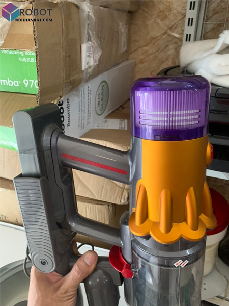 de-treo-dyson-V12-2 Đế Treo Máy Hút Bụi Dyson V12 Floor Dok Chất Lượng Cao Long Thịnh Tech Dyson