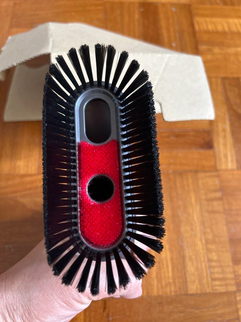 dyson_stubborn_dirt_brush_atta_1771212539_7088b991_progressive-Photoroom Đầu hút bàn chải lông mềm Dyson Mini Soft Dusting Brush chính hãng Long Thịnh Tech Dyson