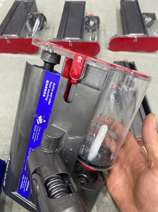 z6123609630283_21df5ad7a4302cdc0b389a576fc07d2c-510x681 Hộp đựng nước (Water Tank Assy) chính hãng cho đầu lau nhà Dyson Submarine. Long Thịnh Tech Dyson